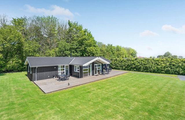 5 bedroom amazing home in Sydals