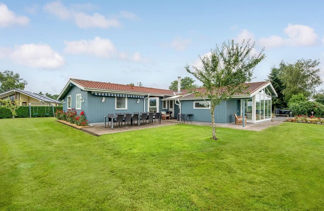 5 bedroom beautiful home in Haderslev