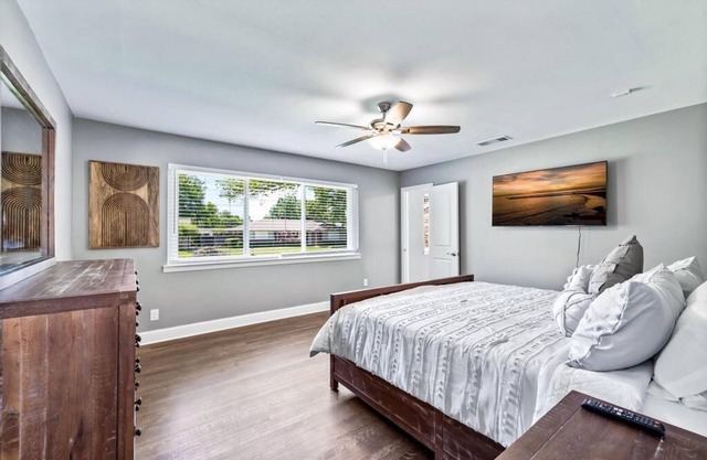 5 Bedroom beauty in the heart of Dallas