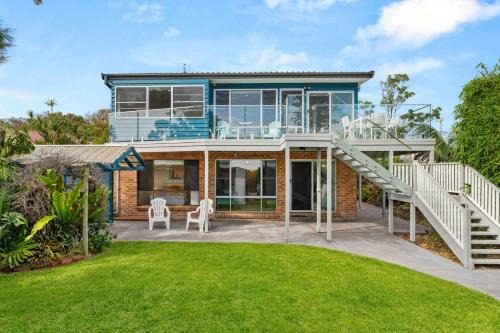 5 Bedroom Pet Friendly Home - 50m to Culburra Beach