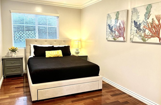 5 Beds 3 Baths Summer Special Book Now!