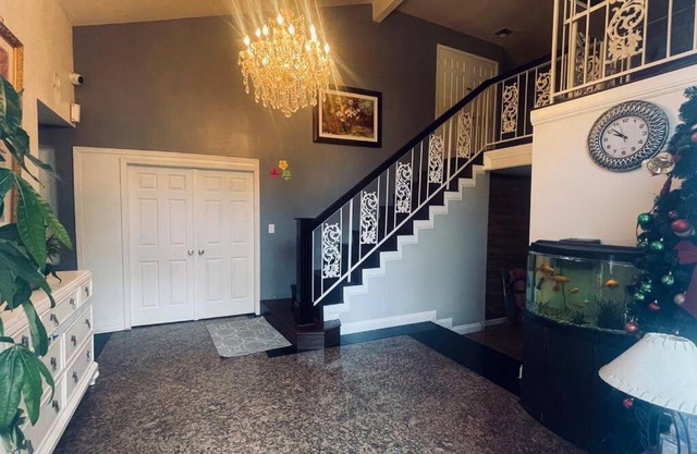 5# King bed/1G Internet access/Free parking space