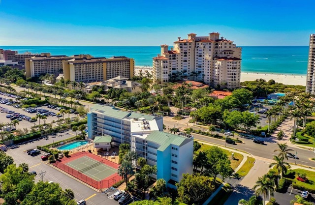 5* Luxury Penthouse Condo w/Beautiful Gulf Views