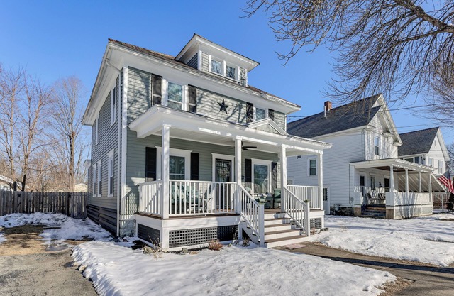 5 Mi to West Mountain: Glens Falls Home!