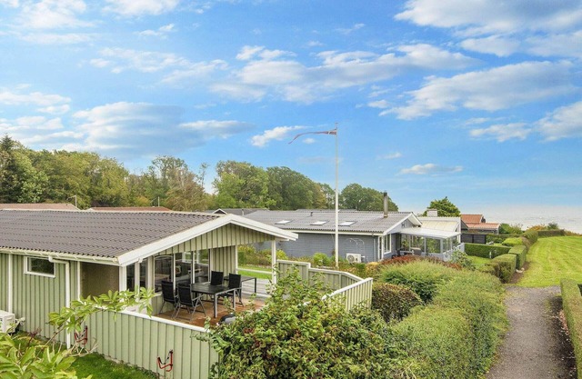 5 person holiday home in Juelsminde-By Traum