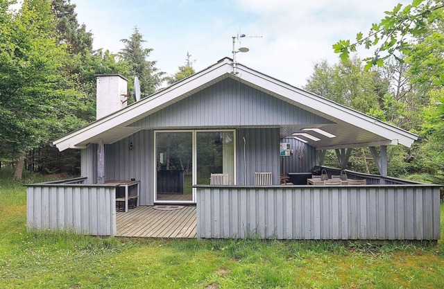 5 person holiday home in Ålbæk-By Traum