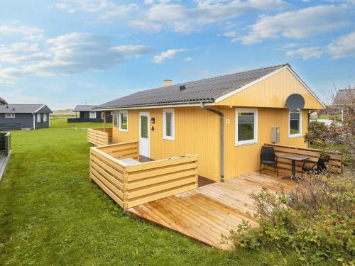 5 person holiday home in Lemvig-By Traum