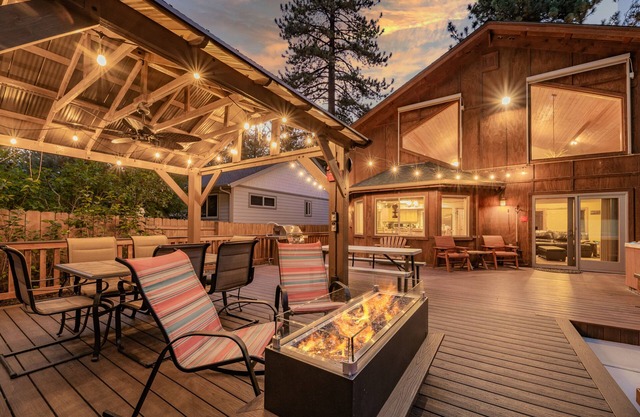 5-STAR 2500 sqft home! NEW AC, HOT TUB, GAME ROOM, & EV! Close to LAKE/SLOPES