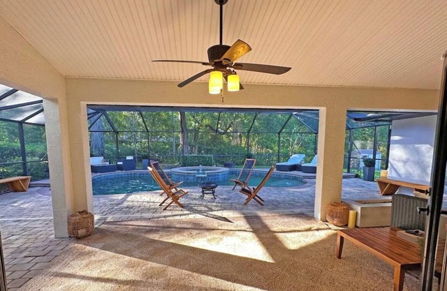 5 Star Luxury LARGE Cozy Country Home With Beautiful Pool & Patio! New Listing!