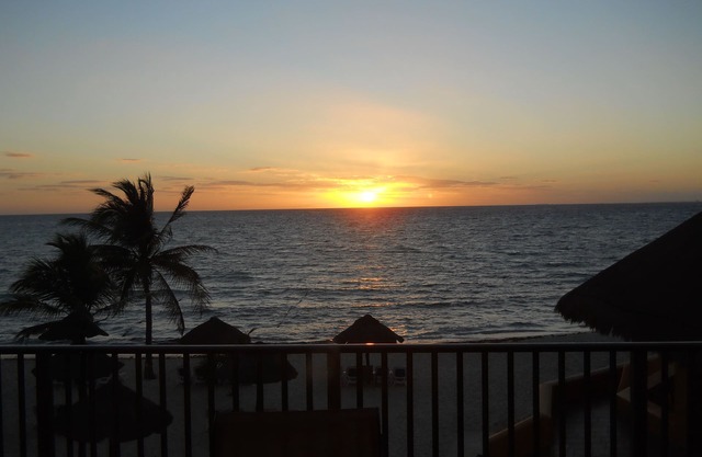 5 star private resort in exclusive BEACHFRONT secluded location