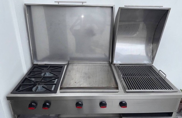 50% Off 1600 Square Feet Elegant Lakeview Condo w/Breakfast & Fastest WIFI