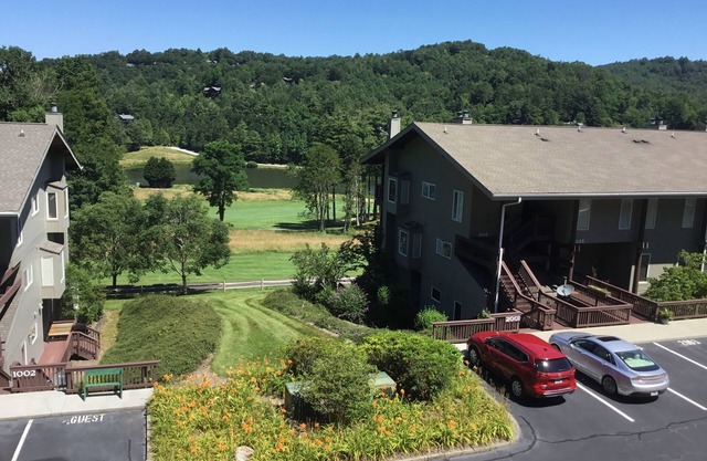 "5005" Valley View Condo Located Inside Sky ValleynBooking Monthly Rentals Now!