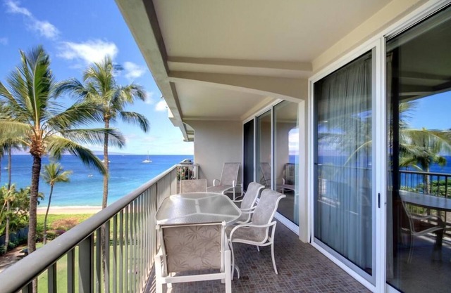 #557-Amazing Ocean View & Sunsets-Walk 2 Restaurants-Beach Items Provided