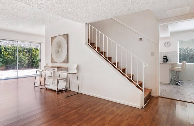 5bed & 3bath for 10 people near Universal studio and Hollywood very spacious