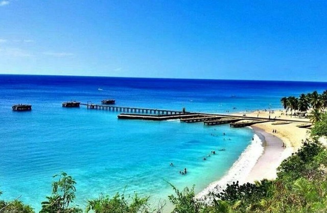 #6 Beach Apt 3br/2ba - Jobos, Montones, Shacks, Crash Boat, Villa Montaña, Royal