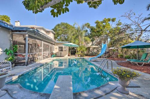 6 Mi to Palm Beach Studio with Pool Access!