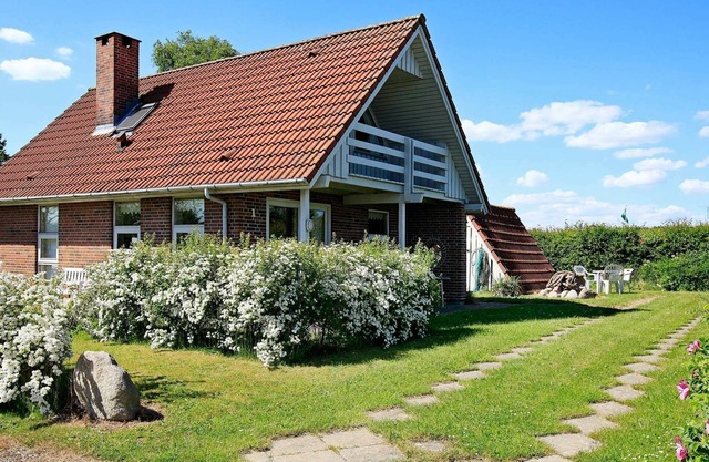 6 person holiday home in Hesselager-By Traum