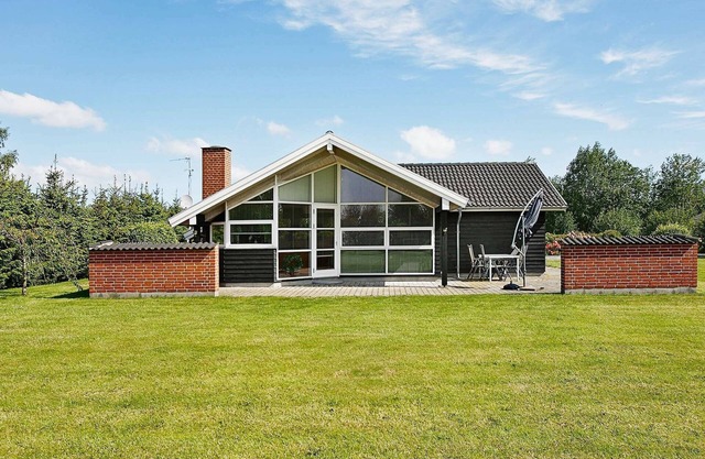 6 person holiday home in Storvorde-By Traum