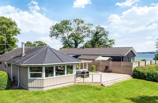 6 person holiday home in Aabenraa-By Traum