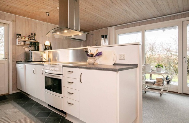 6 person holiday home in Bogense