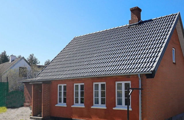 6 person holiday home in Tranekær