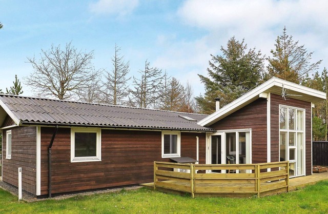 6 person holiday home in Ulfborg