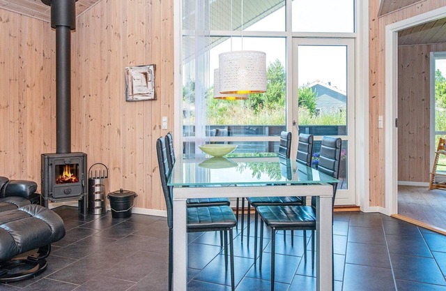 6 person holiday home in Ulfborg