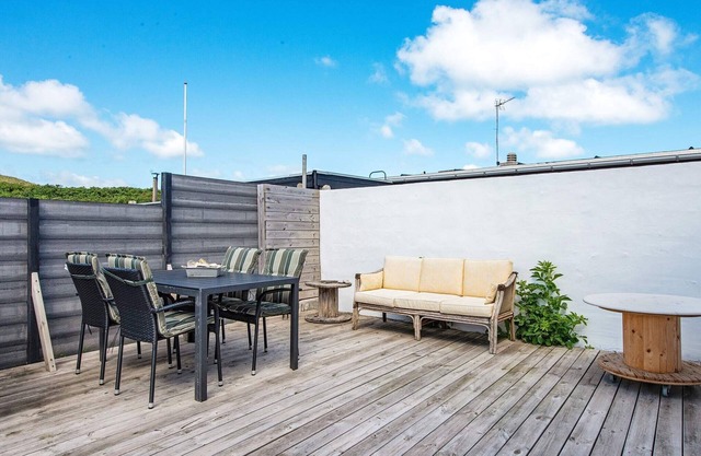 6 person holiday home in Ulfborg