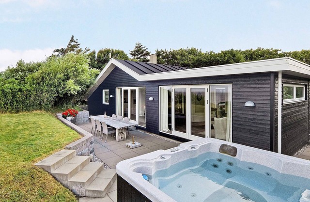 6 person holiday home in Vinderup-By Traum