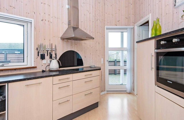 6 person holiday home in Hemmet