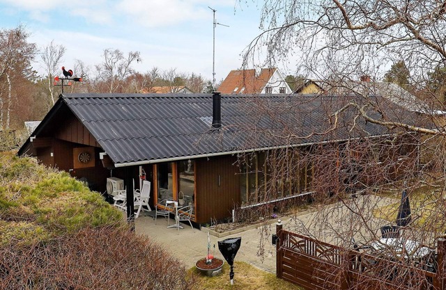 6 person holiday home in Læsø