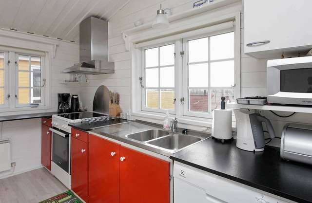 6 person holiday home in Struer