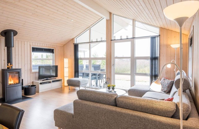 6 person holiday home in Tarm