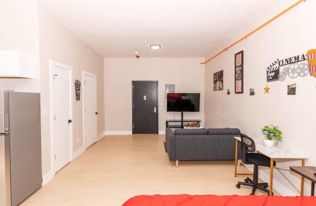 610D) Spacious Studio | Downtown