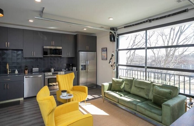 65 Lindsley Avenue Unit #214 Nashville, TN 37210