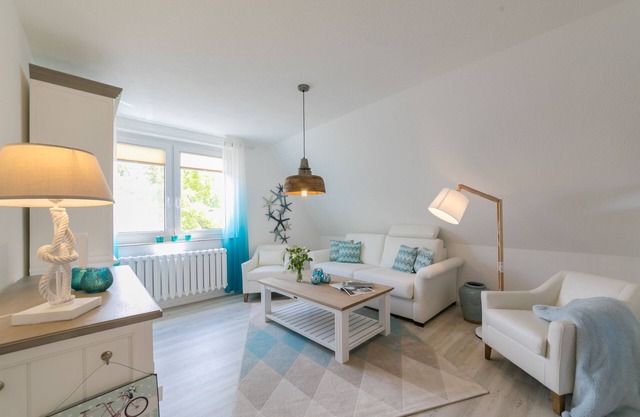 65sqm vacation apartment under thatched roof with 2 bedrooms. Dogs welcome!