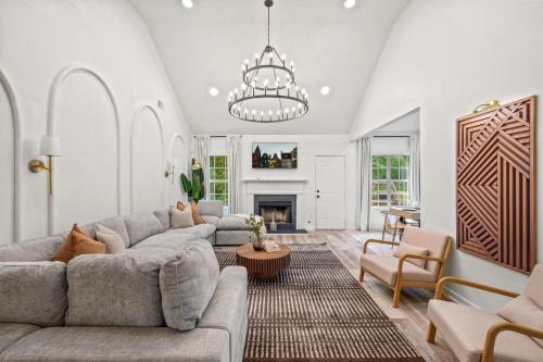 6BD-3BA Designer Oasis - Sleeps 14 - ATL Metro