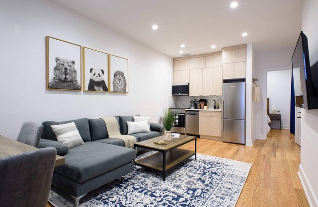 7-1 2BR/1Bath in Prime Park Slope