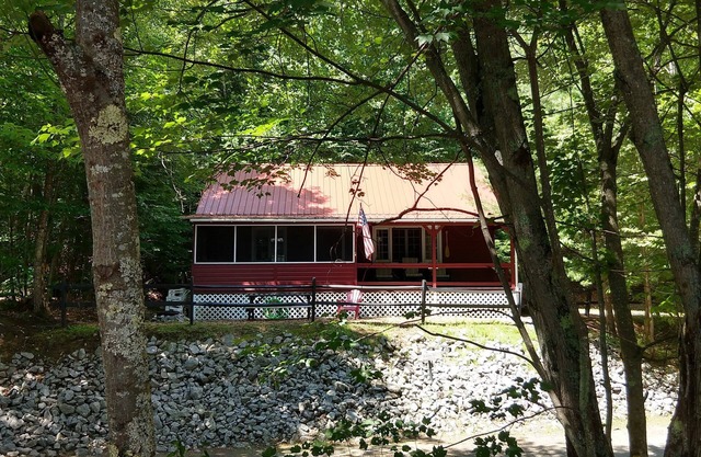 #7 Adirondack@Birchwood Cottages on Loon Lake. Family Friendly Waterfront