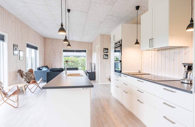 7 person holiday home in Hemmet