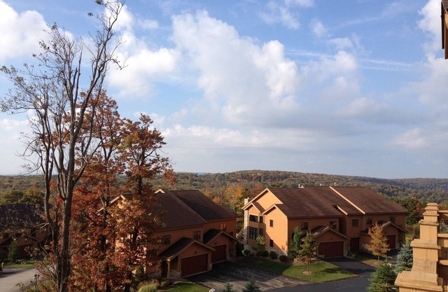 7 Springs - Luxury Southwind Ski-in Ski out, townhome with a view of the valley