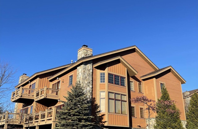 7 Springs Southwind Townhome hot tub ski in 5 bedroom