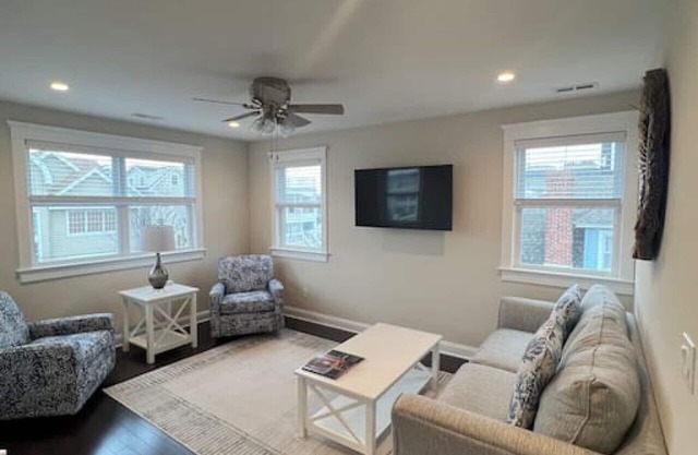 747 Simpson OCNJ 2bed 2 bath 1 year old Condo