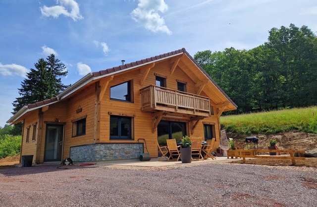 7pers chalet with petanque court, sauna, table soccer