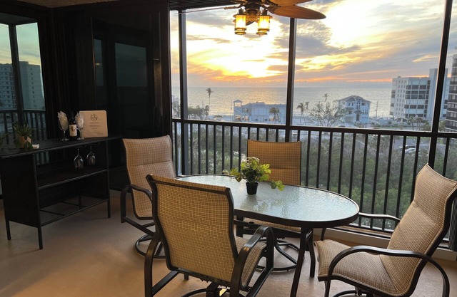 7th HEAVEN! Stunning views! Heated Pool, Pickle Ball! Across from Bonita Beach!
