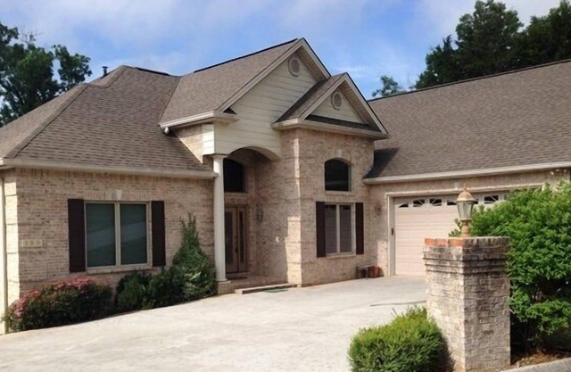 8 Bedroom, 5 Bath Custom TN Home at Norris Lake on Woodlake Golf Course