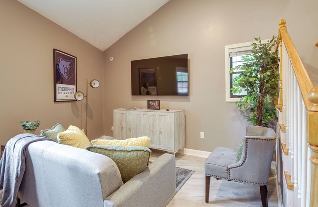 8 Mi to Beale St: Cozy Apt in Memphis!