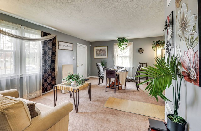 8 Mi to Washington, DC: Pet-Friendly Maryland Home