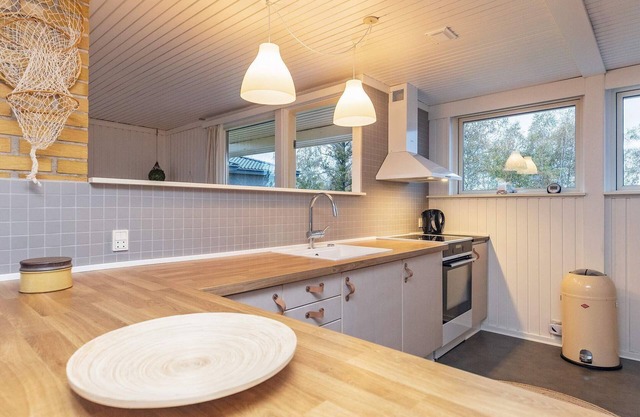 8 person holiday home in Hesselager