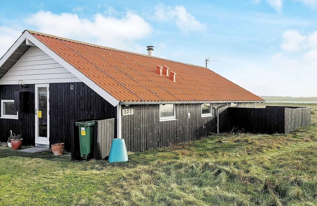 8 person holiday home in Harboøre